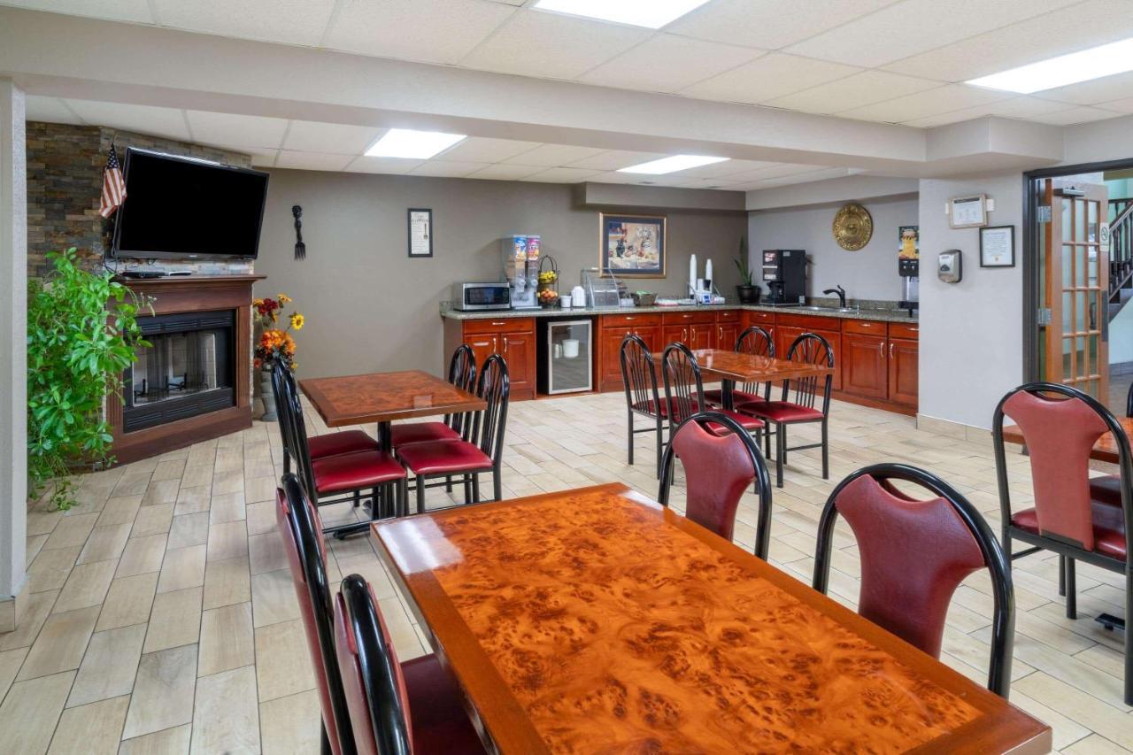 Super 8 By Wyndham Shepherdsville - Louisville South I65 Ngoại thất bức ảnh