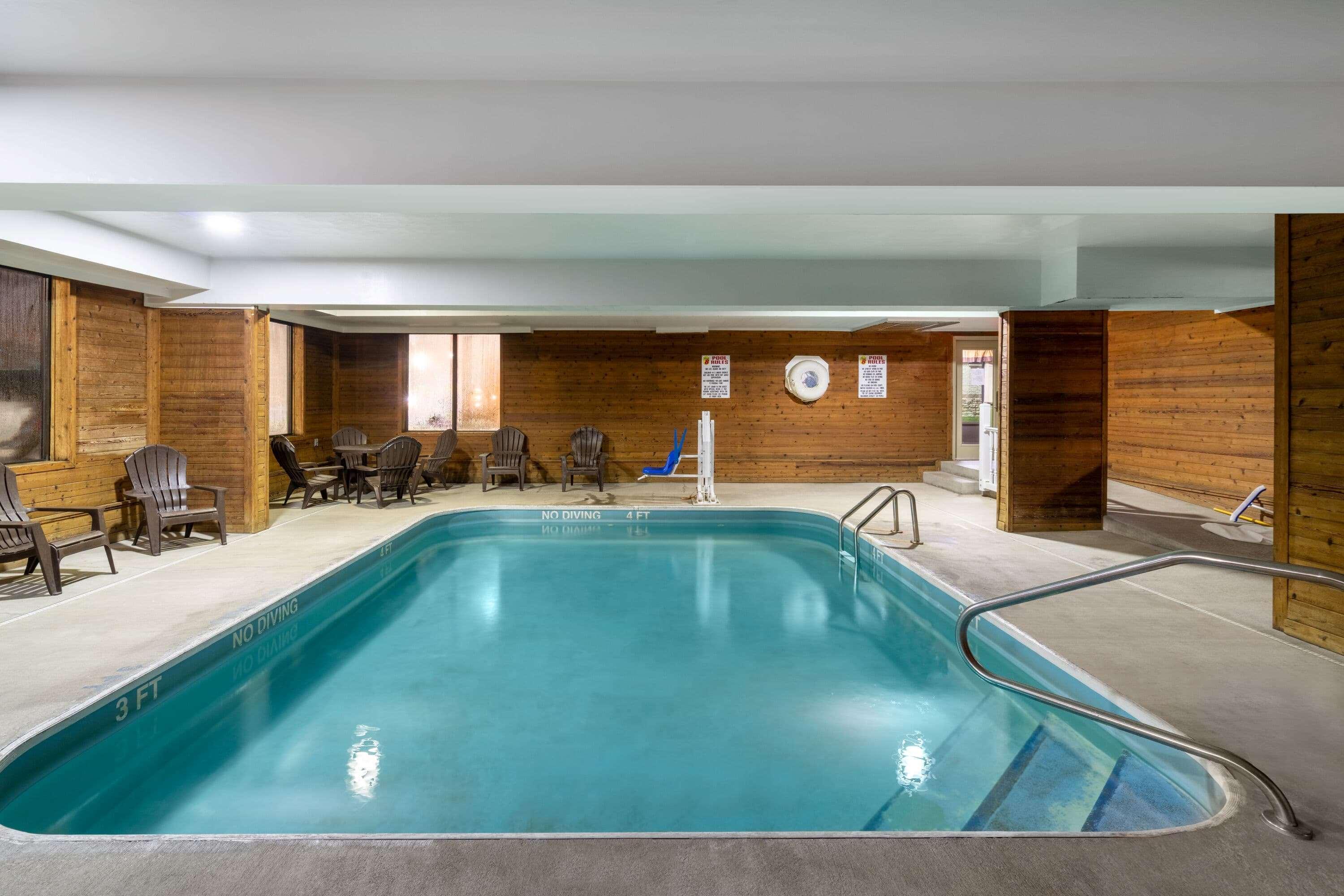 Super 8 By Wyndham Shepherdsville - Louisville South I65 Ngoại thất bức ảnh